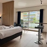 Cosy Appartement, Centre-Ville Cannes, Terrasse, Clim