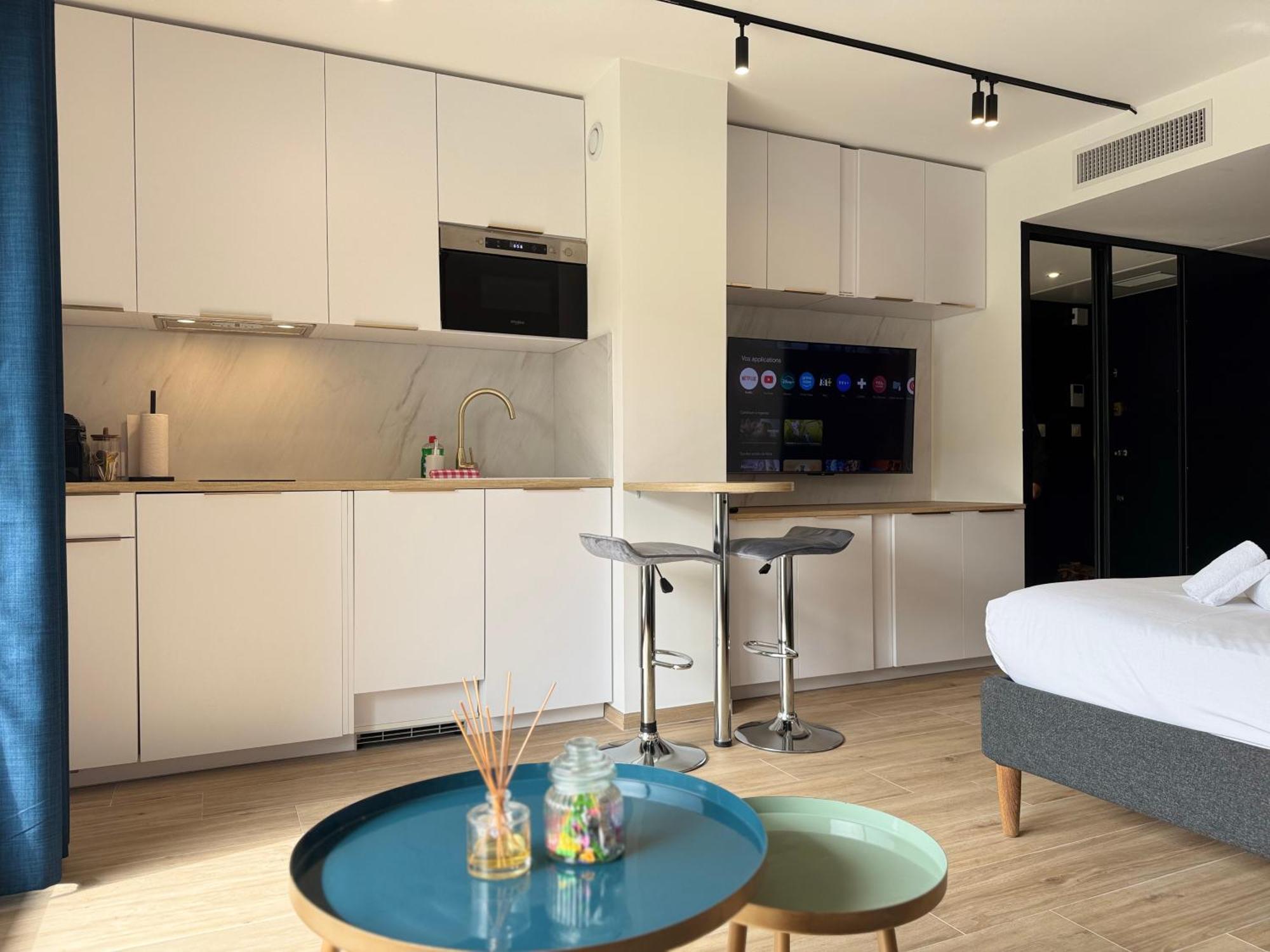 Cosy Appartement, Centre-ville Cannes, Terrasse, Clim Appartement Cannes
