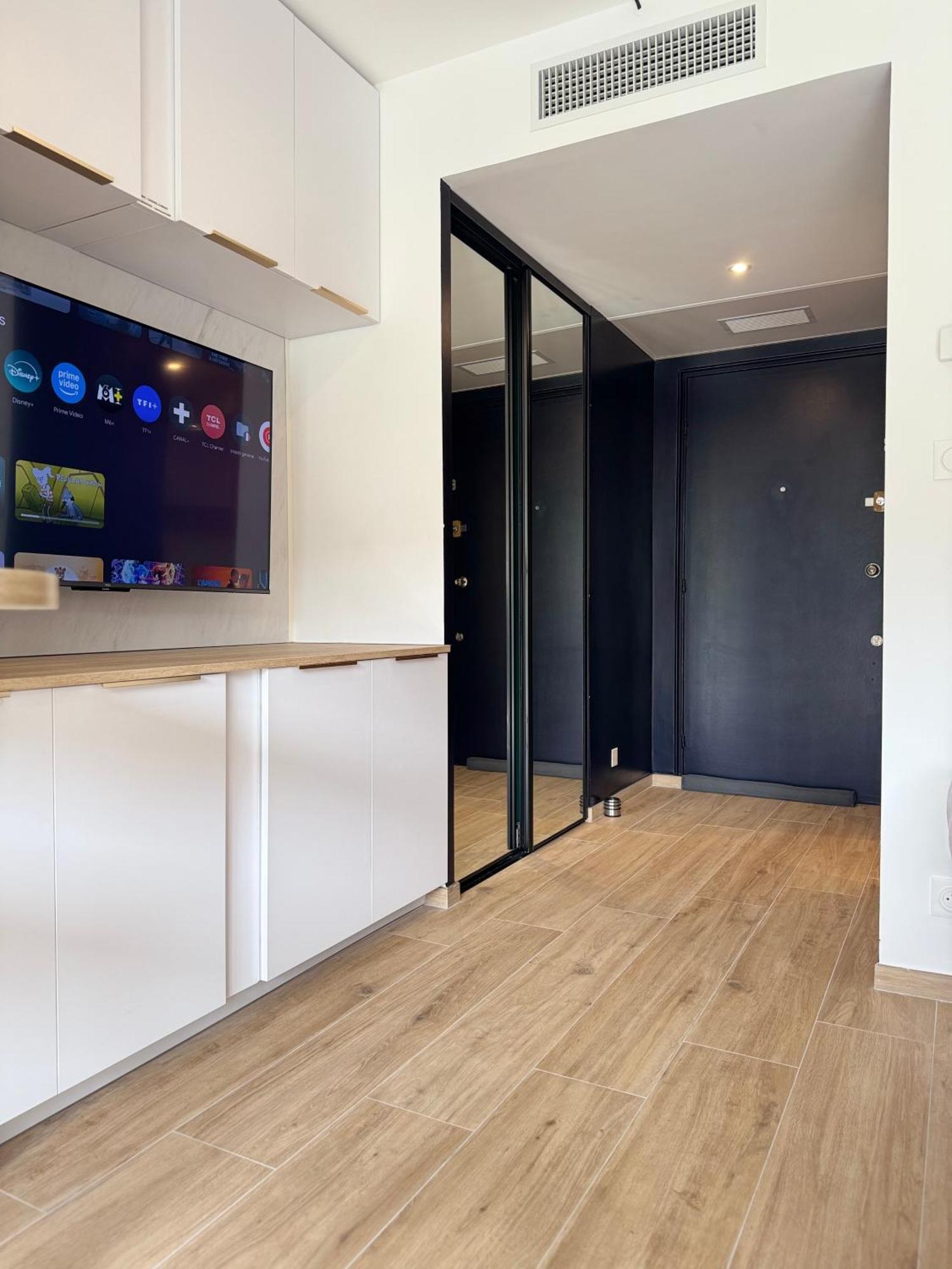 Cosy Appartement, Centre-ville Cannes, Terrasse, Clim Cannes