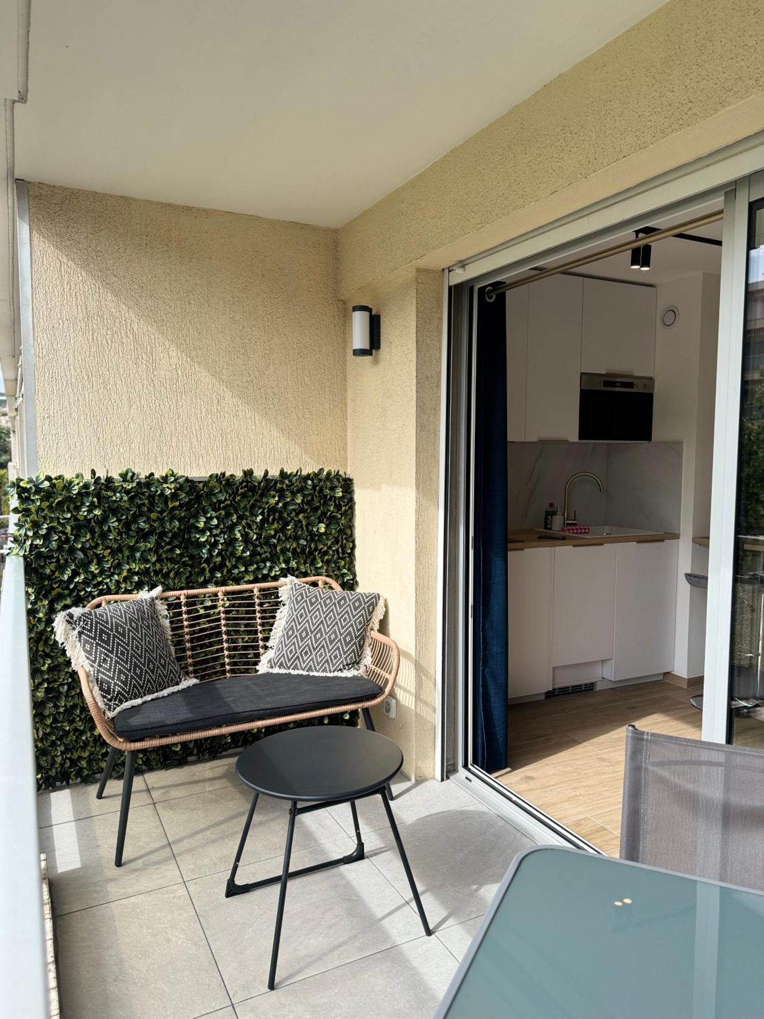 Cosy Appartement, Centre-ville Cannes, Terrasse, Clim Apartamento Cannes
